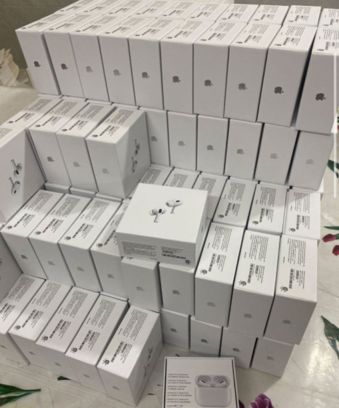 Airpods supplier + FREE Reselling Guide